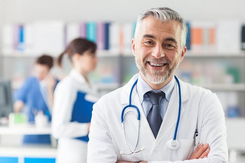 Doctor treating osteoarthritis